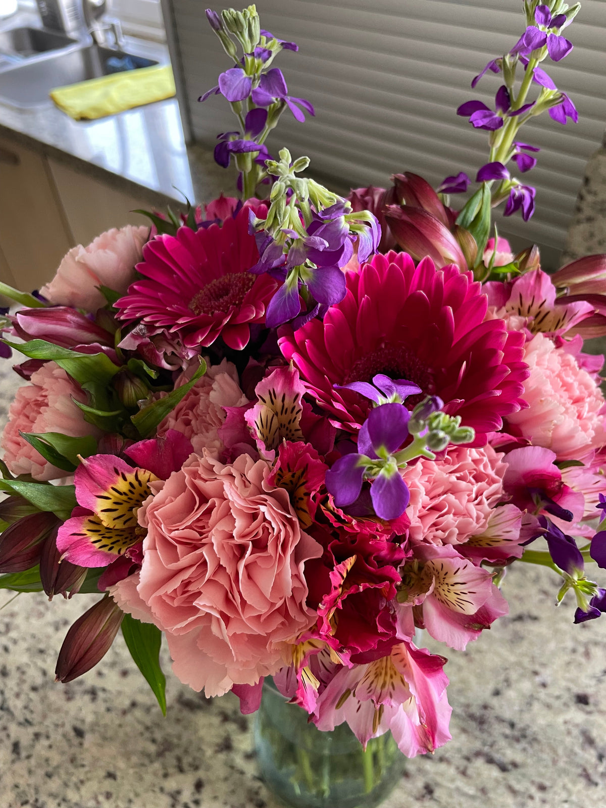 ¿Cómo mantener las flores frescas más tiempo?